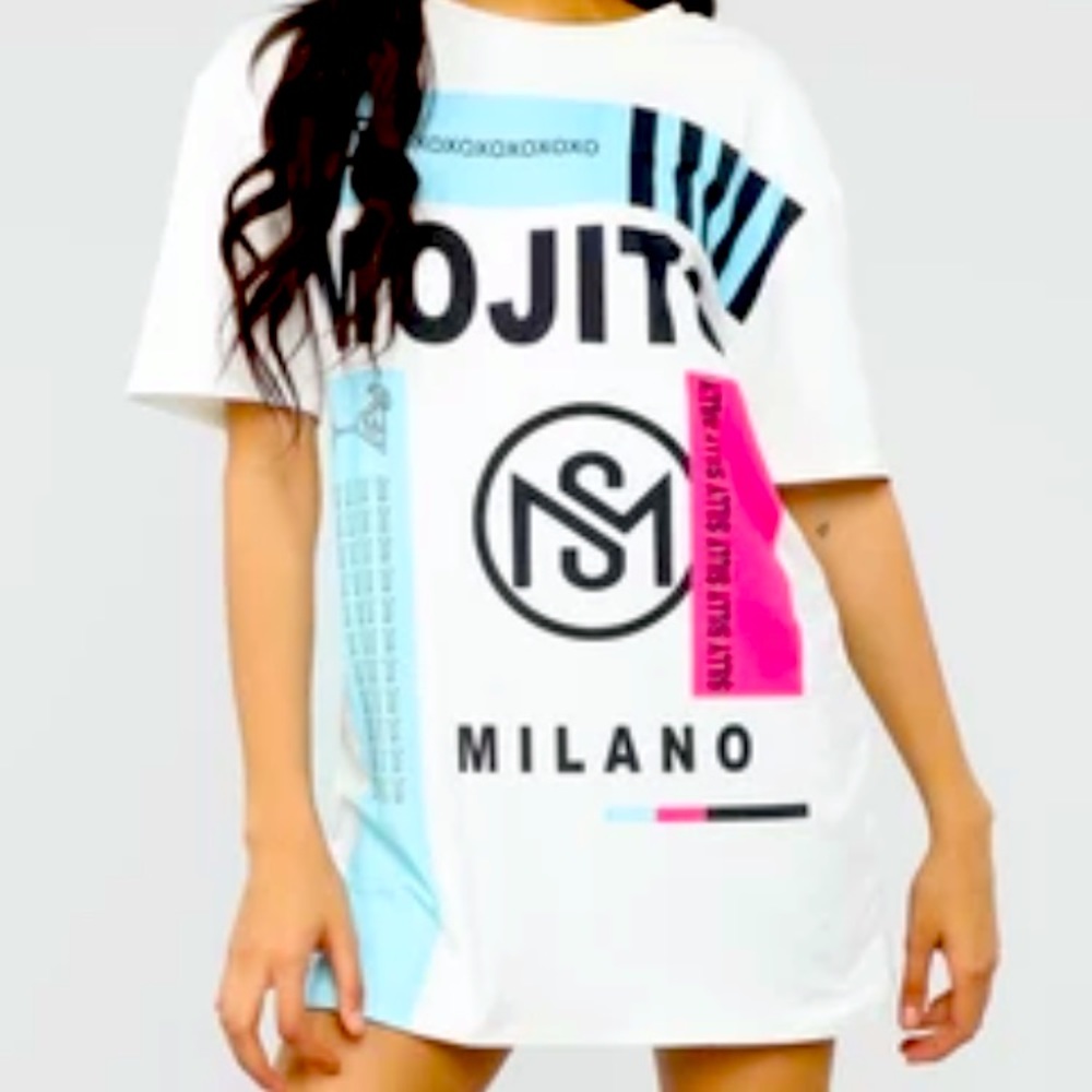 Oversized tee